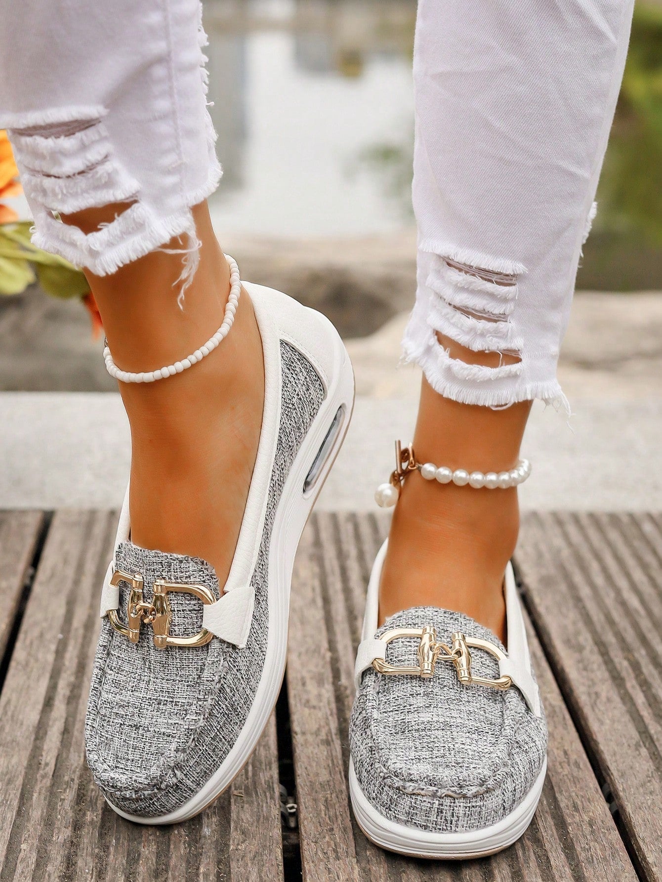 Scarlett - Chic Buckle Loafers