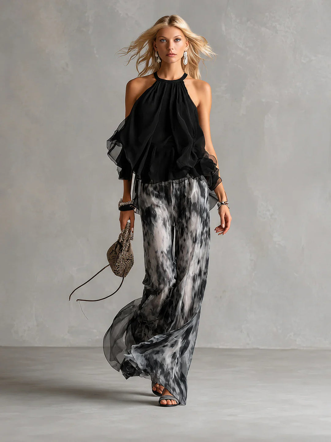 Elise | Elegant and lightweight suit with fluid top and wide pants
